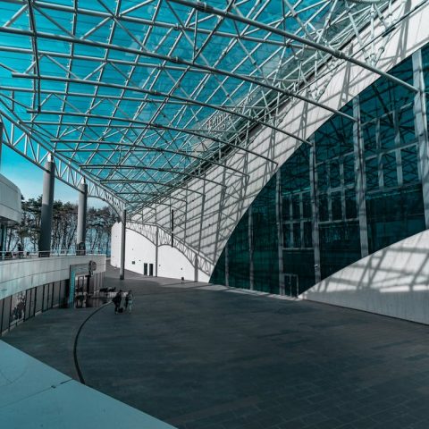 Kegunaan Besi CNP dan Besi UNP dalam Konstruksi