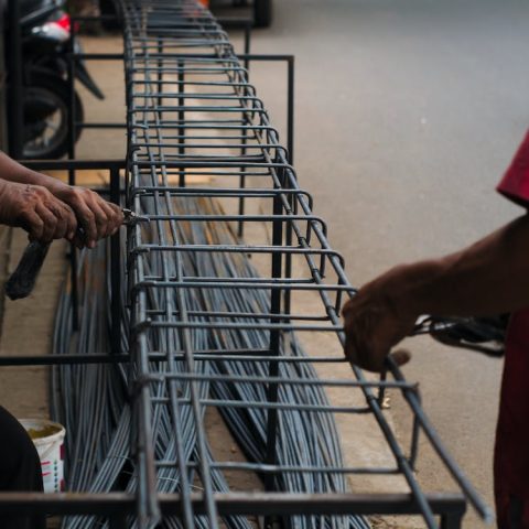 Ilustrasi Pemasangan Besi Beton